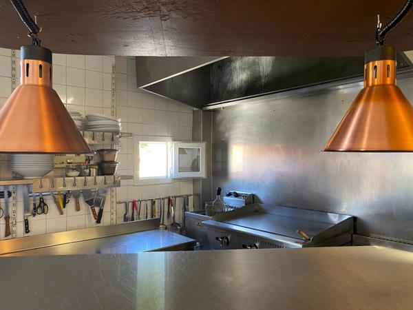 Dpt Gers (32), à vendre VIC FEZENSAC, fonds de commerce BAR-RESTAURANT - Possibilité de vente à terme