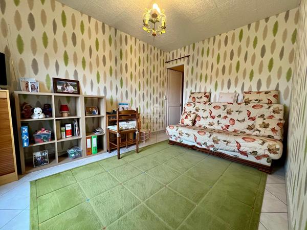 Appartement Carrieres Sur Seine 3 pièce(s) 42.22 m2 €194 000 ** - Référence 718