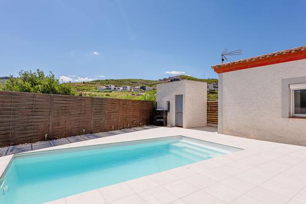 Maison contemporaine, entre vie et activité