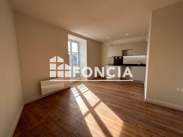 Location Appartement 2 pièces 55.15 m² - LE CARREAU DES DUCS Nantes 44000