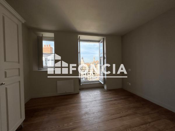 Location Appartement 2 pièces 55.15 m² - LE CARREAU DES DUCS Nantes 44000