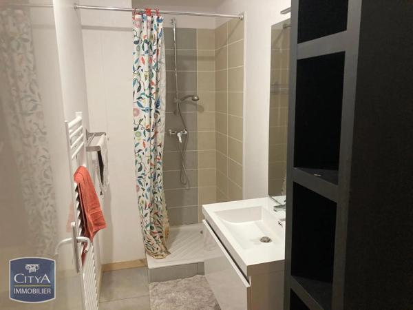 Appartement à louer 4 pièces 117.73m² Bordeaux (33300)