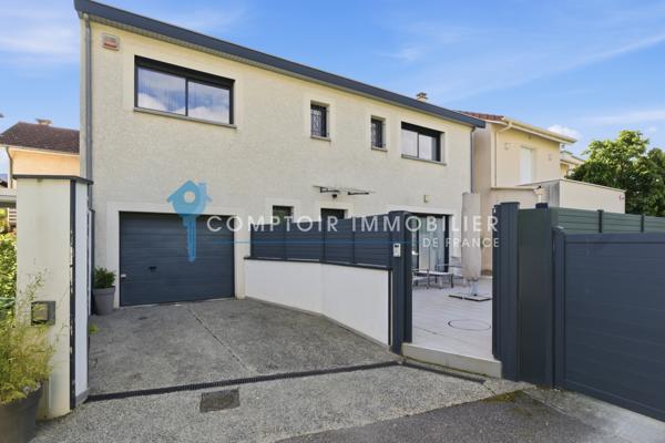 Maison
                                                                                                                                                                                                                                                                                                                        5 pièce(s)                                                                                                                                                                                                          4 chambre(s)                                                                                                                                                                                                          140  m²