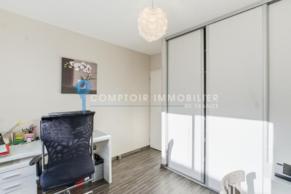 Maison
                                                                                                                                                                                                                                                                                                                        5 pièce(s)                                                                                                                                                                                                          4 chambre(s)                                                                                                                                                                                                          140  m²