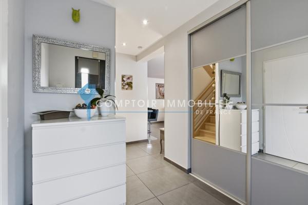 Maison
                                                                                                                                                                                                                                                                                                                        5 pièce(s)                                                                                                                                                                                                          4 chambre(s)                                                                                                                                                                                                          140  m²
