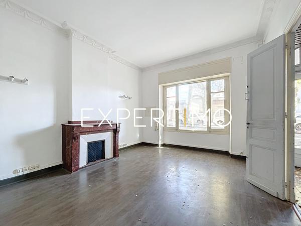 Castelnaudary (11400) Castelnaudary, plein centre ville, à louer bureau de 25m2 env.