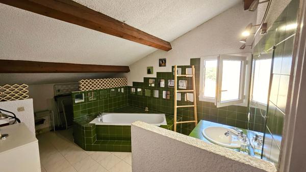 Appartement La Garde 3 pièce(s) 73.80 m2 - Duplex - Proche centre-ville - Terrasse - Stationnement privatif - Cave