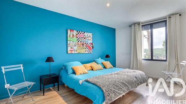 Maison à vendre 8 pièces 230 m² Nîmes