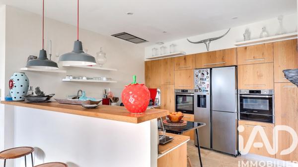 Maison à vendre 8 pièces 230 m² Nîmes