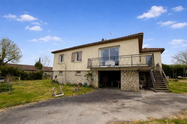 Maison à vendre |  Saint-Maurice-des-Lions |  4 pièces | 82 m²