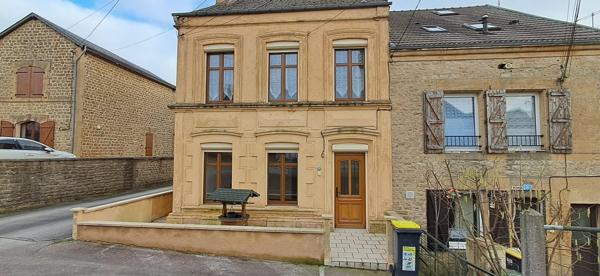 Maison dans Vivier-au-Court