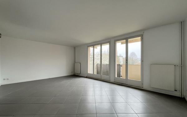 Appartement à vendre    4 pièces • 71 m2 Le Plessis-Trévise