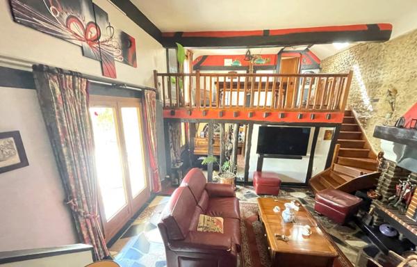 VILLAGE VALLEE D'EURE PROCHE DE PACY SUR EURE