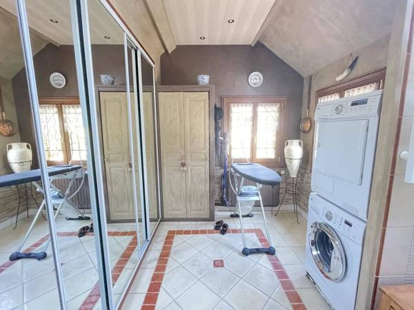 VILLAGE VALLEE D'EURE PROCHE DE PACY SUR EURE