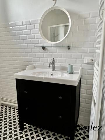 La Chapelle Saint Mesmin Centre, entre Bourg et Bords de Loire à 10 minutes d'Orléans, à vendre charmante Maison de Ville T5 entièrement rénovée