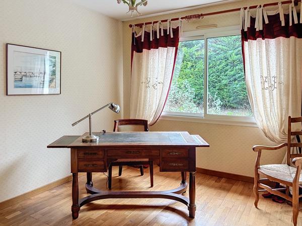 À vendre - Maison individuelle, 7 pièces située à Mettray (37390)