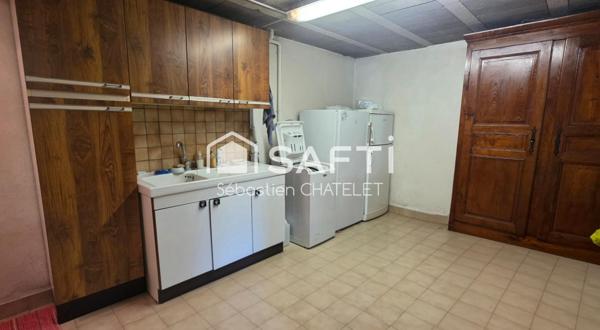 Maison lumineuse, vue montagne et fort potentiel