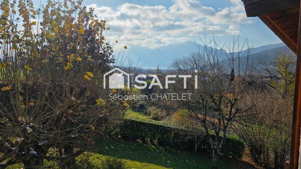Maison lumineuse, vue montagne et fort potentiel