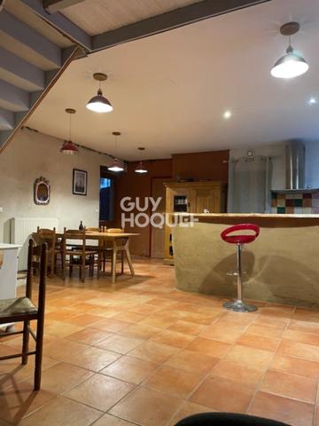 Maison de caractère 147 m² avec dépendances et terrain arboré