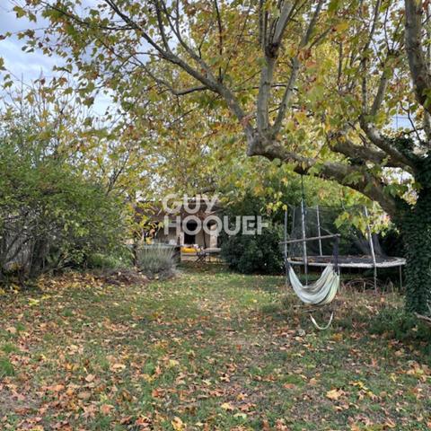 Maison de caractère 147 m² avec dépendances et terrain arboré