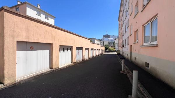 QUIMPER (29) – Appartement de type 3 de 67 m² habitable – Loggia – Garage fermé et privatif