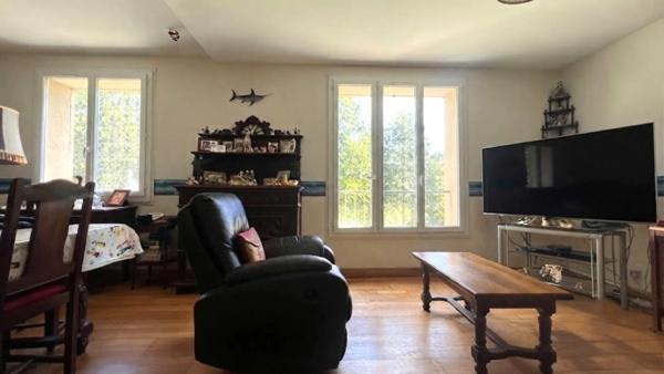 QUIMPER (29) – Appartement de type 3 de 67 m² habitable – Loggia – Garage fermé et privatif