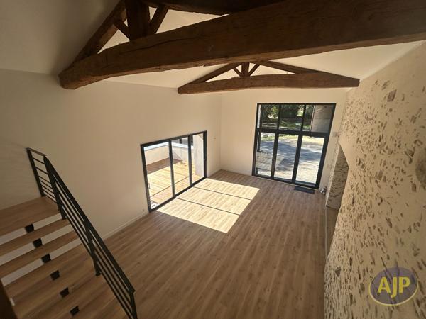 Maison à louer Corcoue Sur Logne : 5 pièces, 182m² avec 3 chambre(s) à 1 350€ - AJP Immobilier Saint-Philbert-de-Grand-Lieu