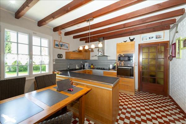 Maison à vendre |  Saint-Germain-de-Lusignan |  5 pièces | 132 m²