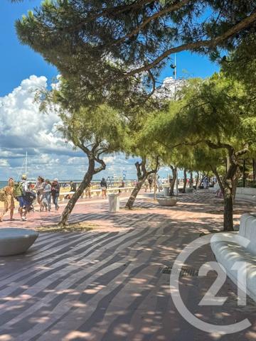 Maison à vendre  4 pièces - 35 m 2   ARCACHON  - 33