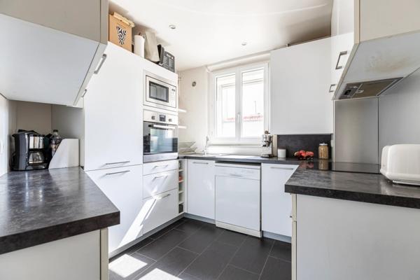 Appartement
         3 pièces
        - 81 m² Exclusivité 895 000 € *