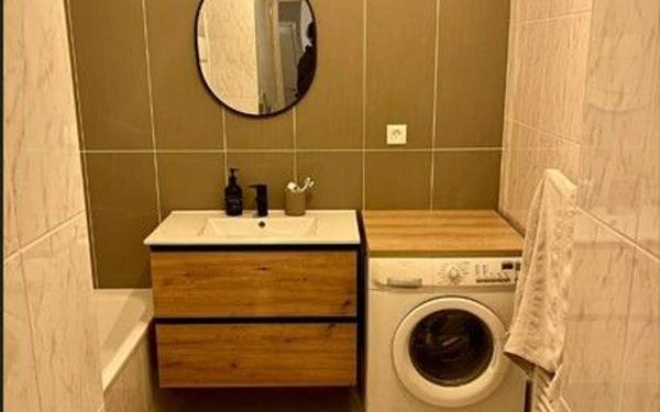 Appartement à vendre    2 pièces • 44 m2 Lyon 9