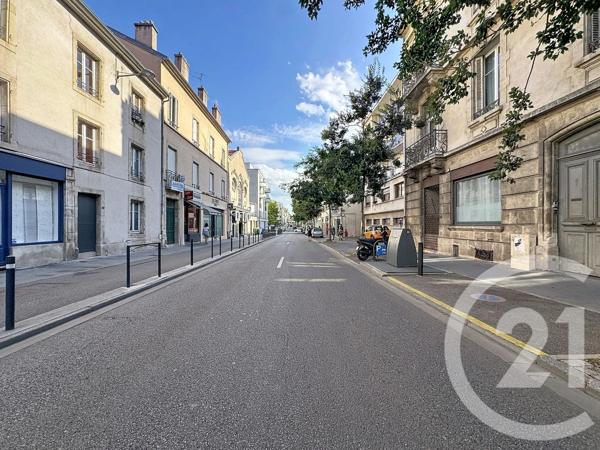 à vendre  145 m 2   NANCY  - 54