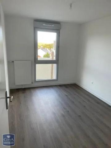 Appartement à louer 3 pièces 67.66m² Montfermeil (93370)