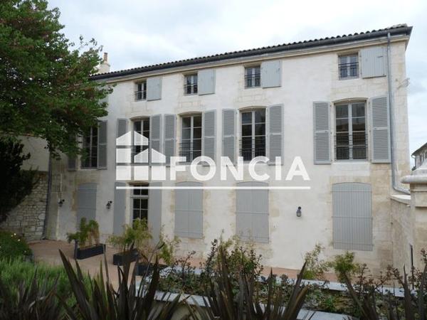 Location Appartement 2 pièces 42.91 m² - 28 RUE DES JACOBINS Saintes 17100