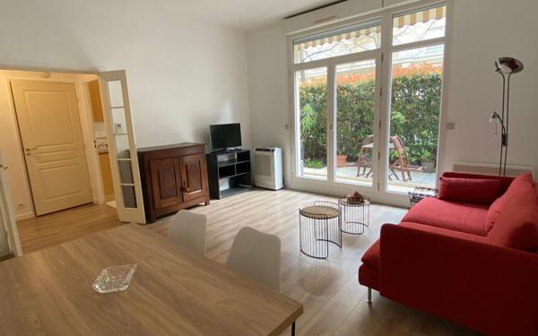 Appartement à louer    2 pièces • 48,92 m2 Issy-les-Moulineaux