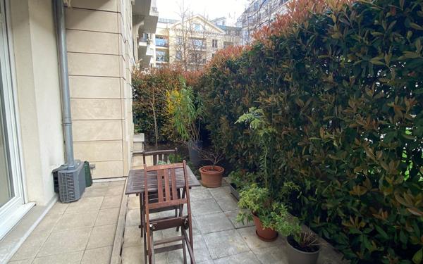 Appartement à louer    2 pièces • 48,92 m2 Issy-les-Moulineaux