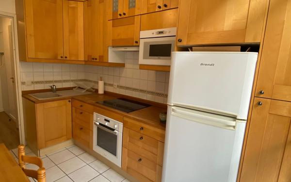 Appartement à louer    2 pièces • 48,92 m2 Issy-les-Moulineaux