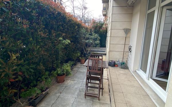 Appartement à louer    2 pièces • 48,92 m2 Issy-les-Moulineaux