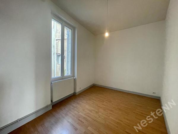 A LOUER - Agen hyper centre - Appartement de type 3 avec balcon