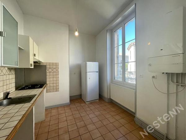 A LOUER - Agen hyper centre - Appartement de type 3 avec balcon