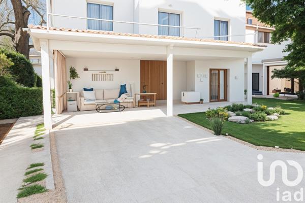 Maison à vendre 14 pièces 450 m² Saint-Denis