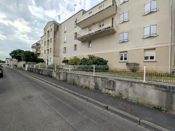 Appartement  copropriété Cognac 2 pièce(s) 49.95m2 CRIT 418053