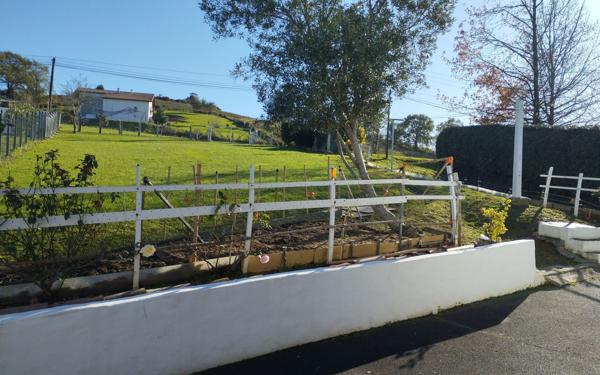 Maison à vendre    5 pièces •  Villefranque