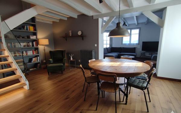 Maison à vendre    5 pièces •  Villefranque