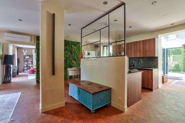 Louveciennes Maison 8 pièces 281 m² avec jardin €1 575 000 ** - Référence 26625