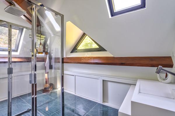 Louveciennes Maison 8 pièces 281 m² avec jardin €1 575 000 ** - Référence 26625