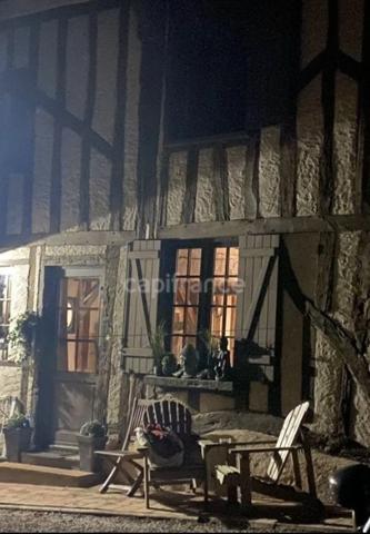 Maison de charme - colombages - DPE B - 5 pièces - fort potentiel