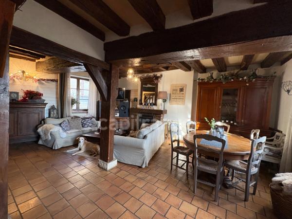 Maison de charme - colombages - DPE B - 5 pièces - fort potentiel