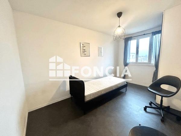 Location Appartement 4 pièces 73.37 m² - Venissieux 69200