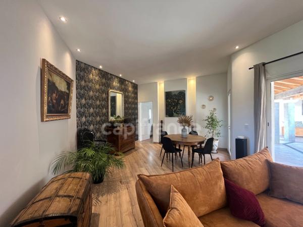 Villa contemporaine de plain-pied – piscine, patio et terrain de 2 250 m² – à 10 min d’Uzès